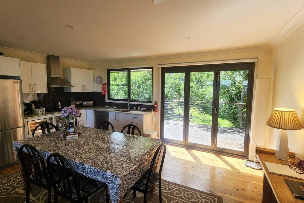 Narrow Neck Views - Peaceful 4 Bedroom Home With Stunning Views! Katoomba Exterior foto